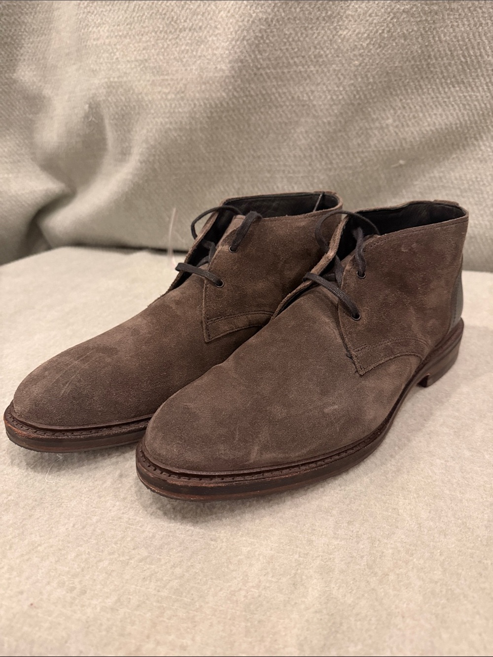 Allen Edmonds Cyrus Grey Suede Chukka Boots 9.5D